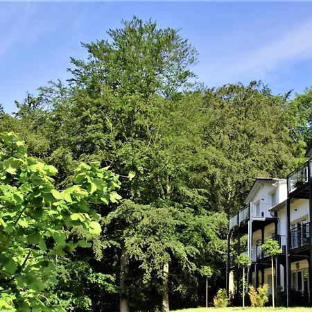 Haus Waldidyll, Strandklang - Bade- & Saunawelt Taeglich Inklusive Sellin (Rugen)